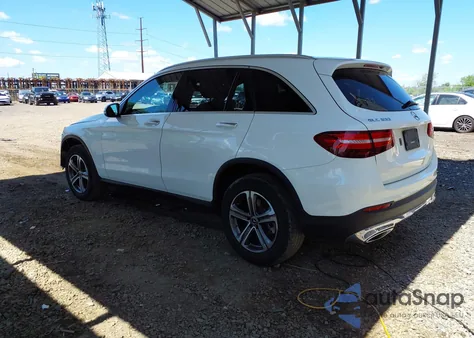 2018 Mercedes-Benz Glc 300 4Matic z USA, uszkodzony, nr VIN WDC0G4KB9JV046720